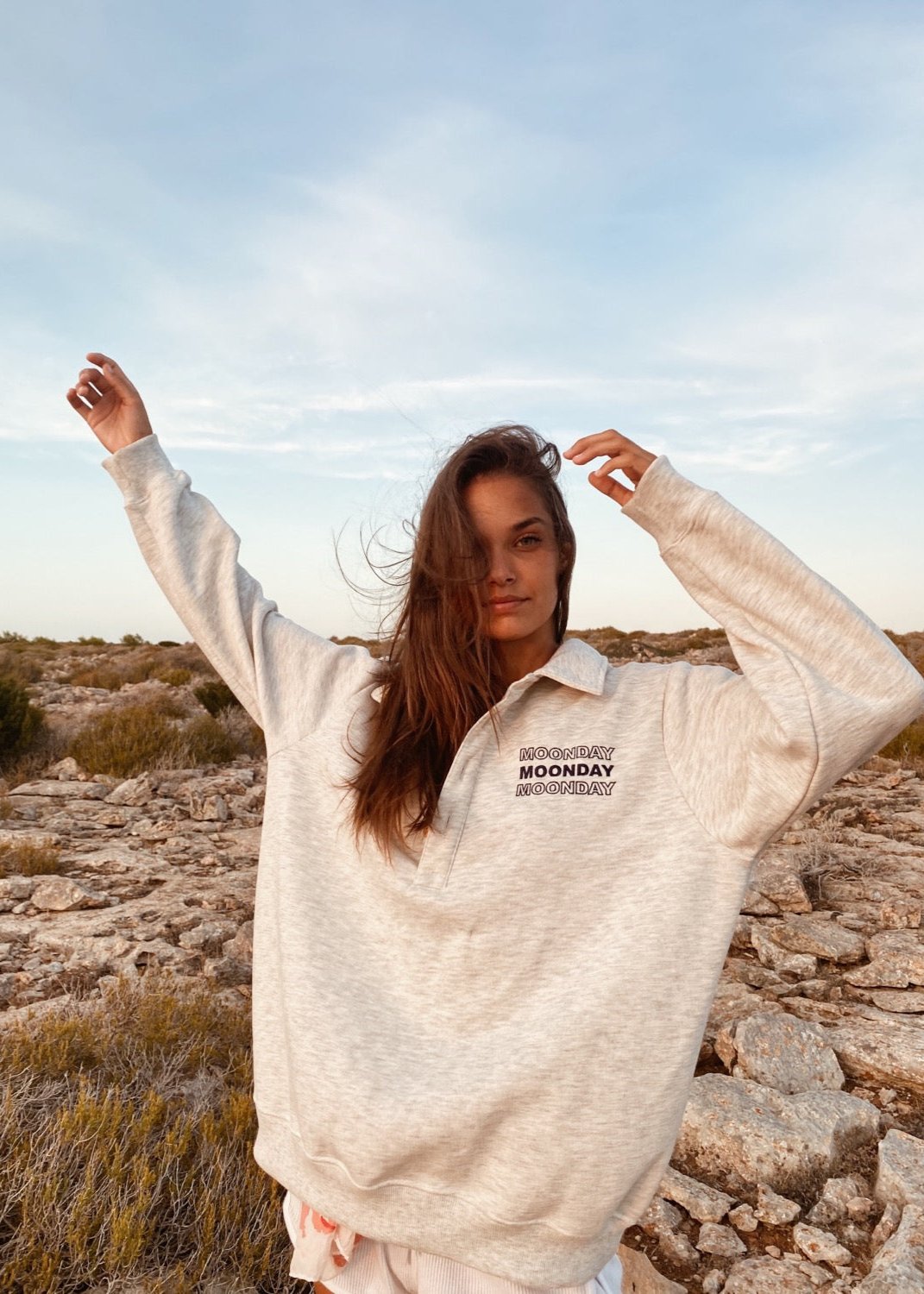 Moonday sudaderas new arrivals