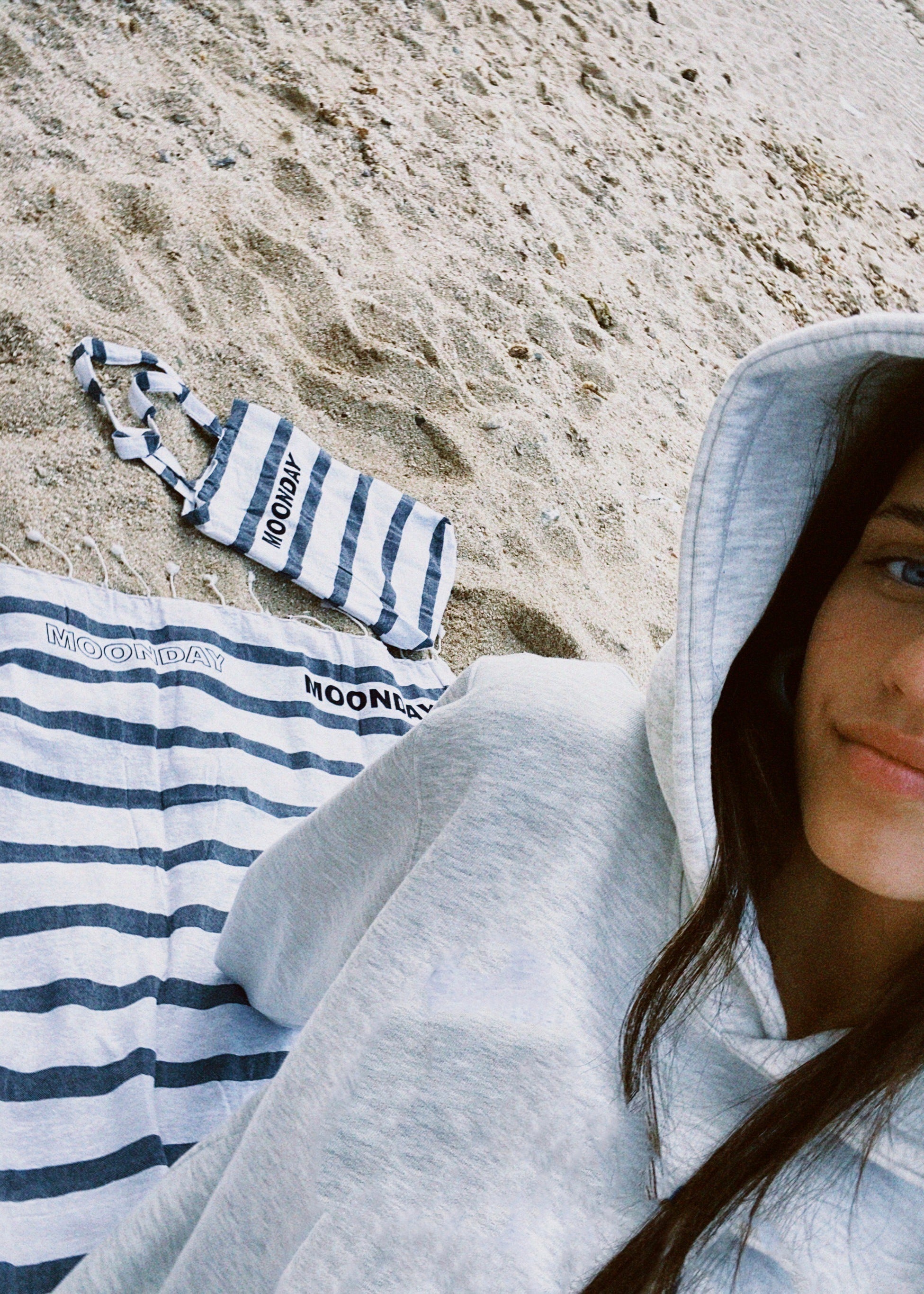 Moonday towel