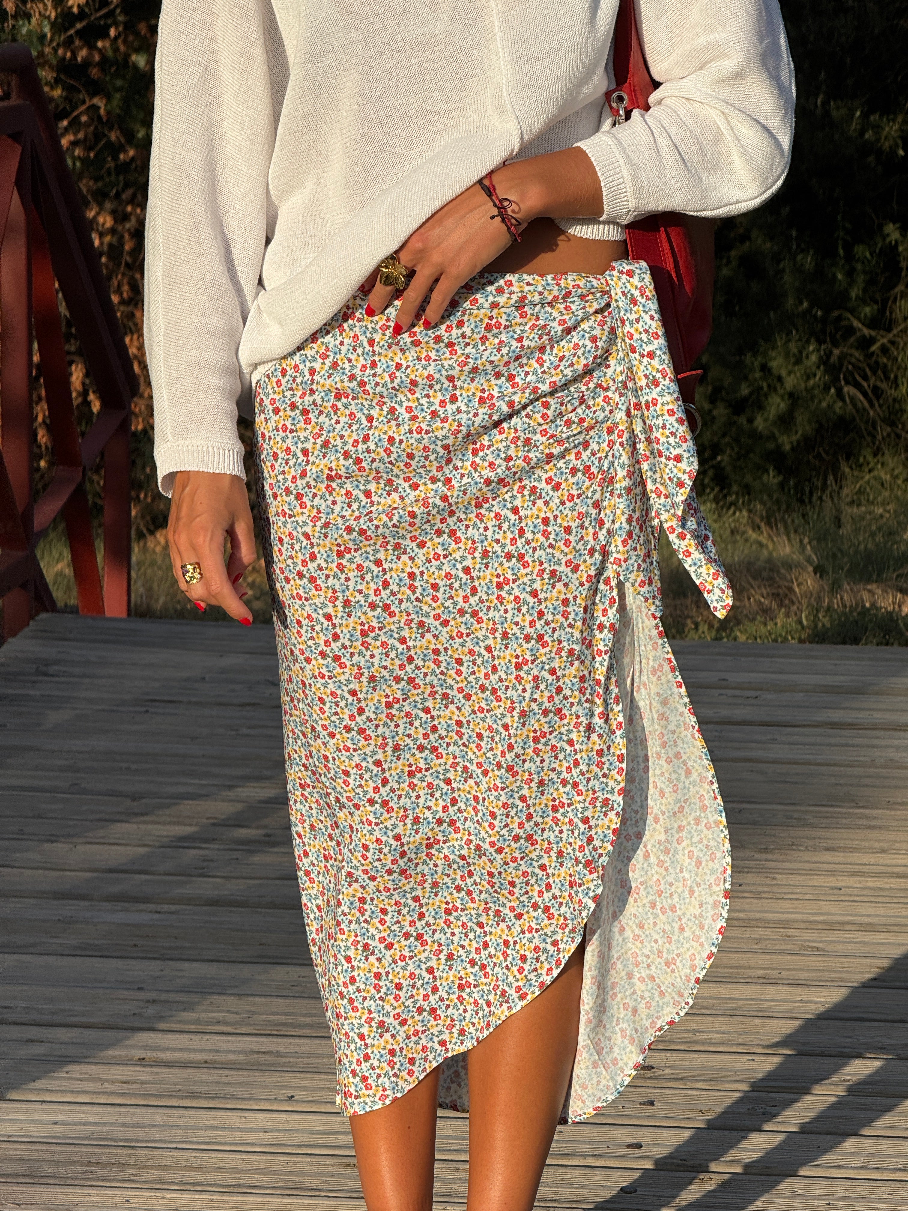 Knot skirt